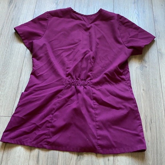 Greys anatomy scrub top - Picture 4 of 4